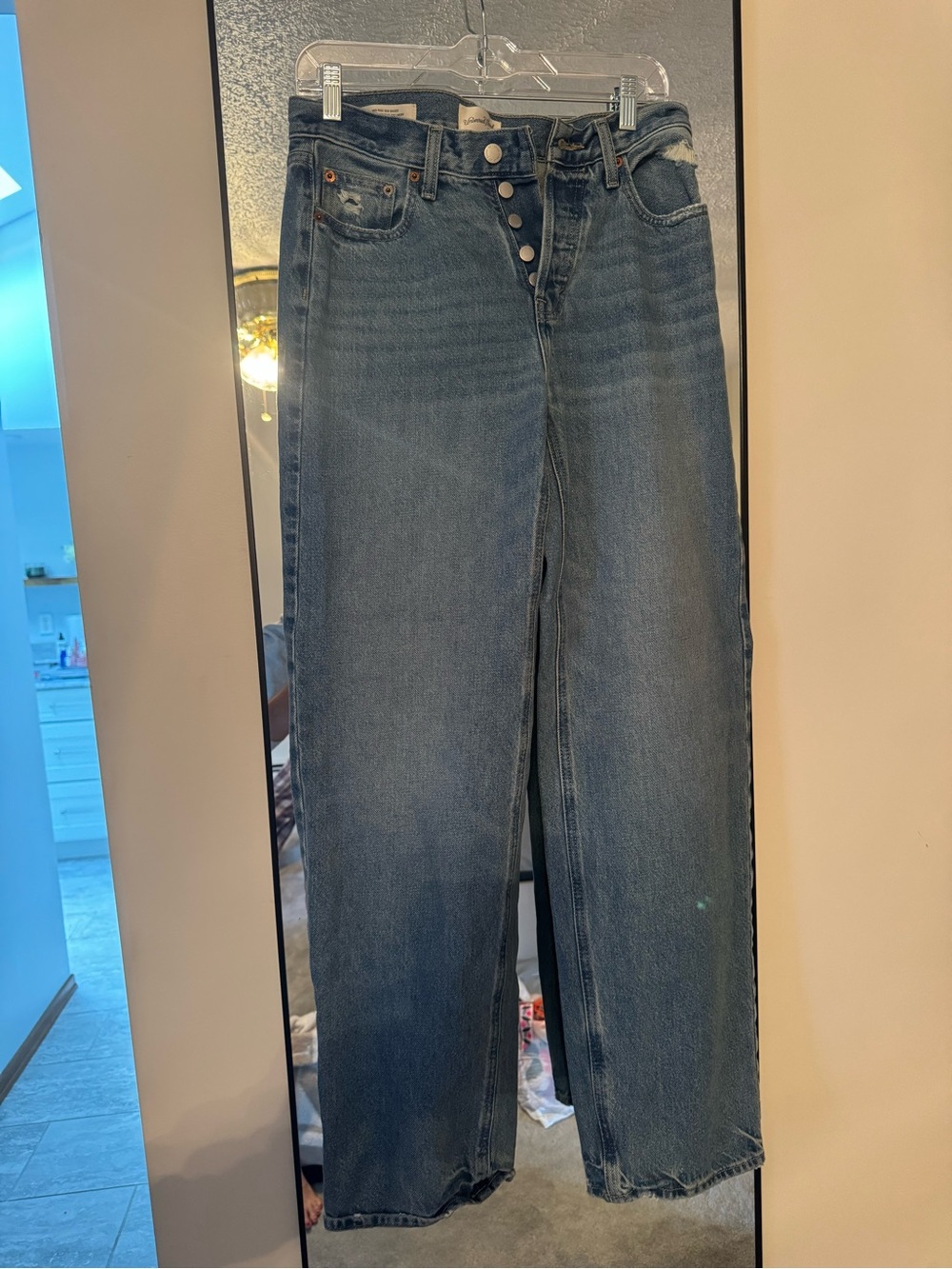 Universal Thread Straight Leg Jeans in Blue Denim